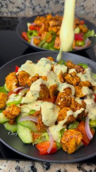 CHICKEN FAJITA SALAD